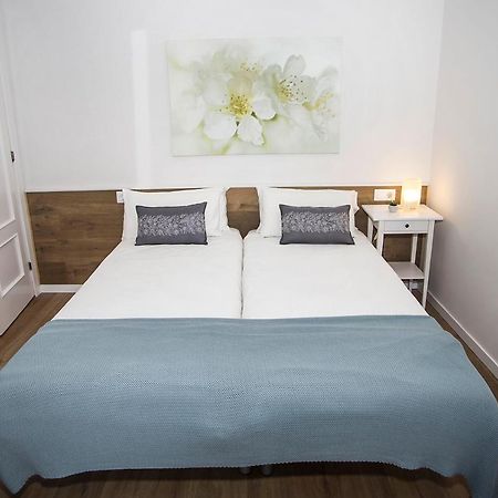 Mai & Maud Ronda Apartment Barselona Dış mekan fotoğraf