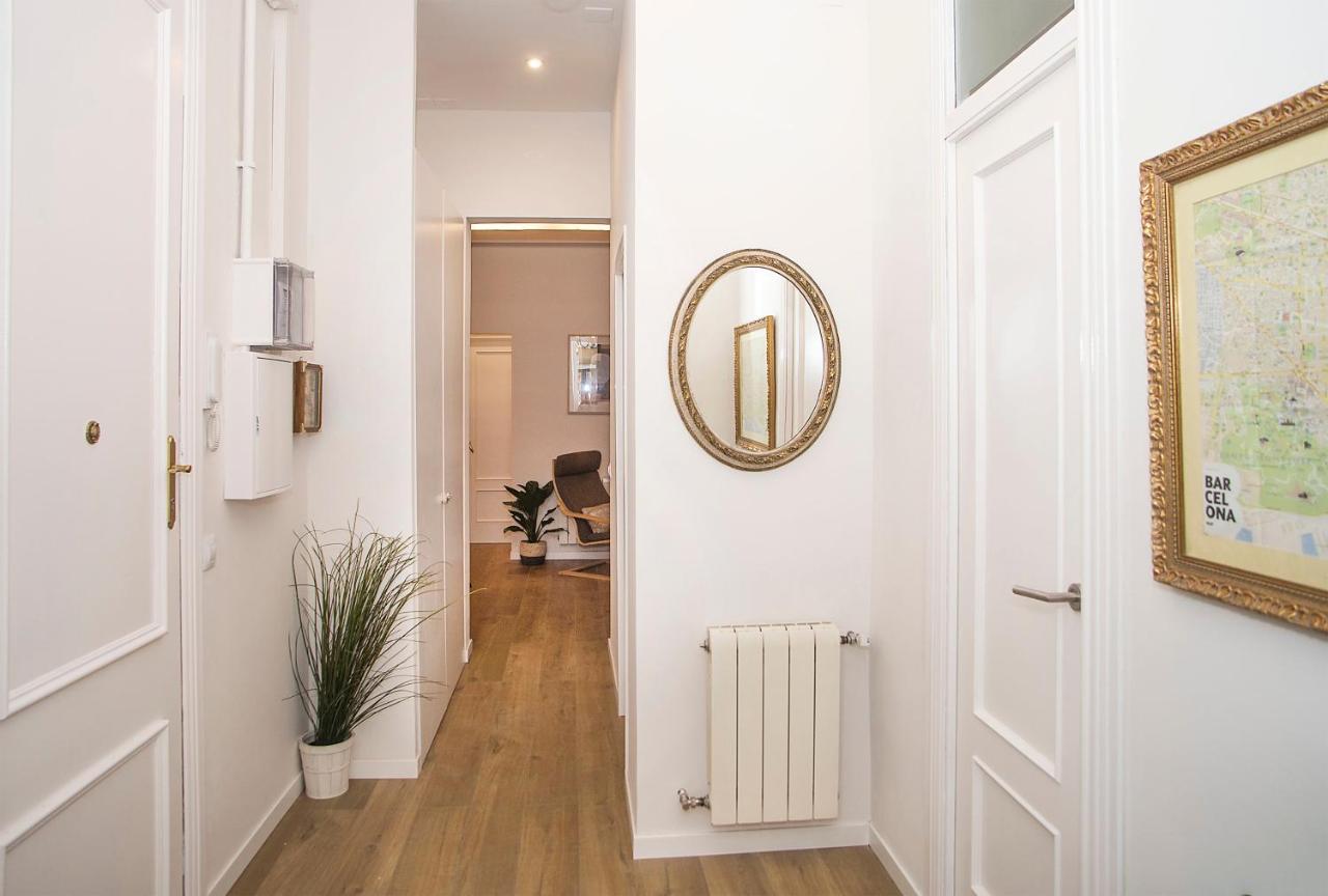 Mai & Maud Ronda Apartment Barselona Dış mekan fotoğraf