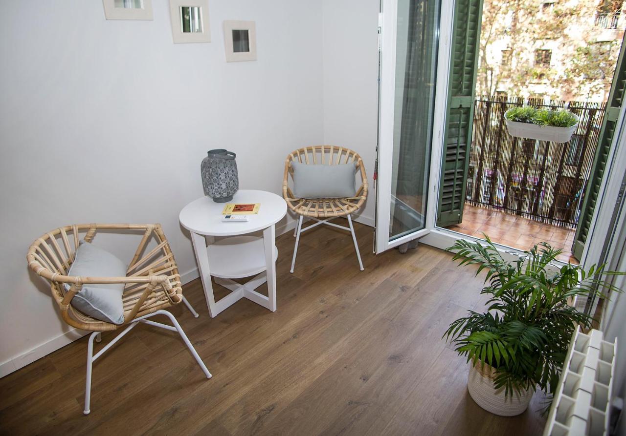 Mai & Maud Ronda Apartment Barselona Dış mekan fotoğraf